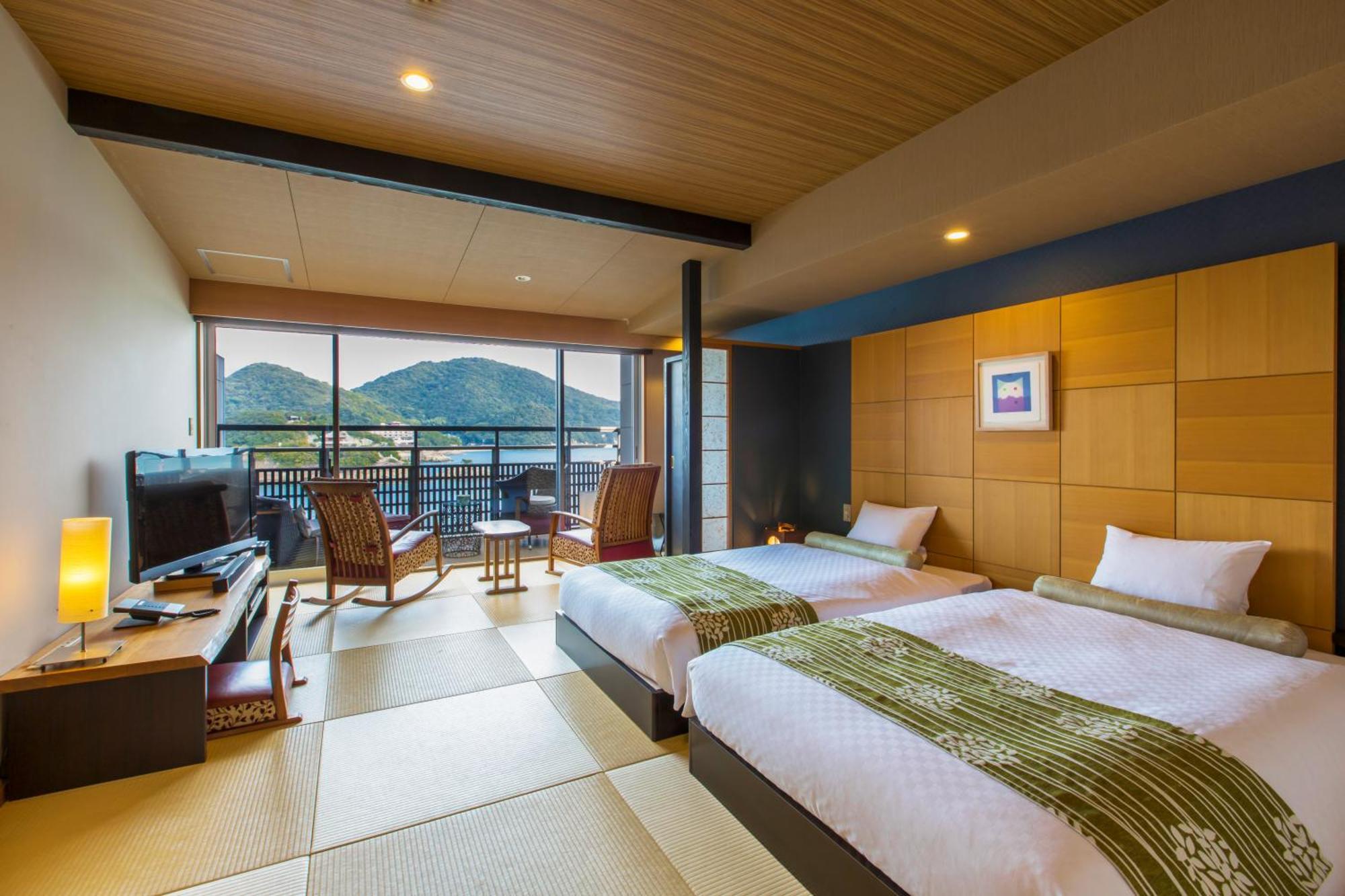 Migiwatei Ochi Kochi Hotel Tomo Екстериор снимка