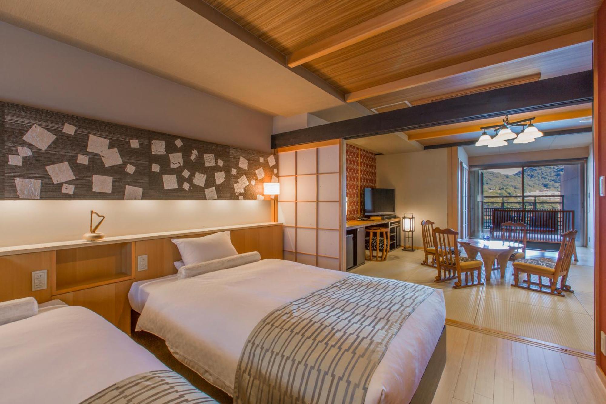 Migiwatei Ochi Kochi Hotel Tomo Екстериор снимка