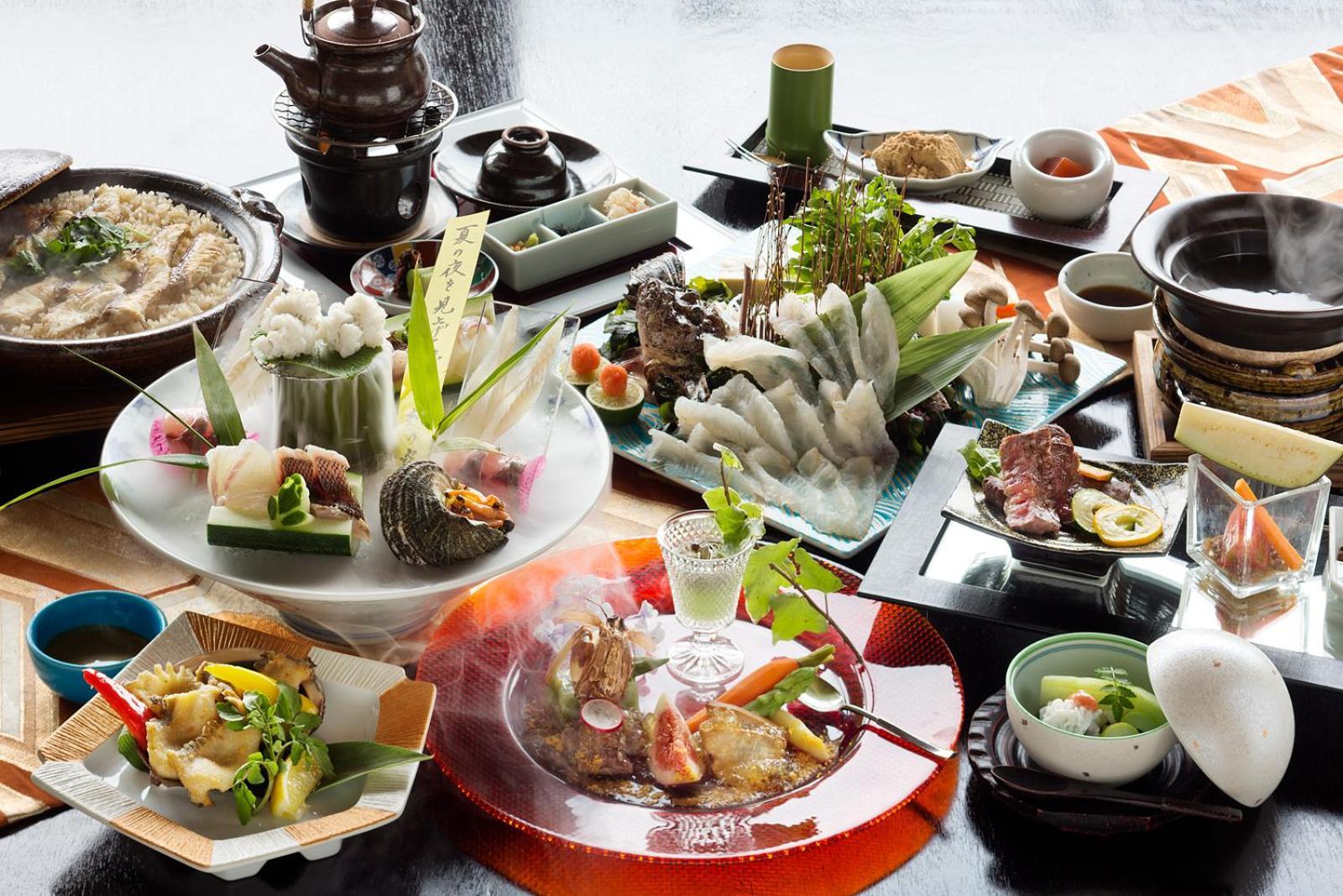 Migiwatei Ochi Kochi Hotel Tomo Екстериор снимка