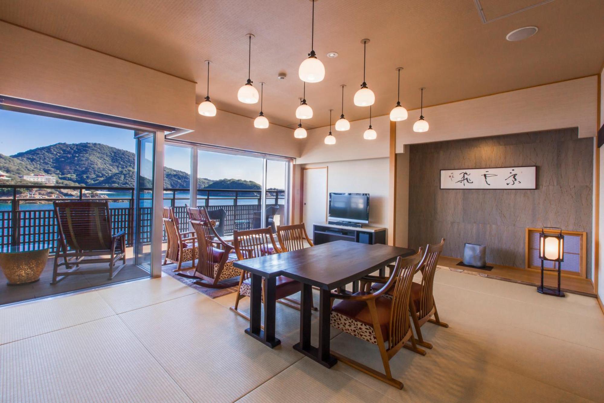 Migiwatei Ochi Kochi Hotel Tomo Екстериор снимка