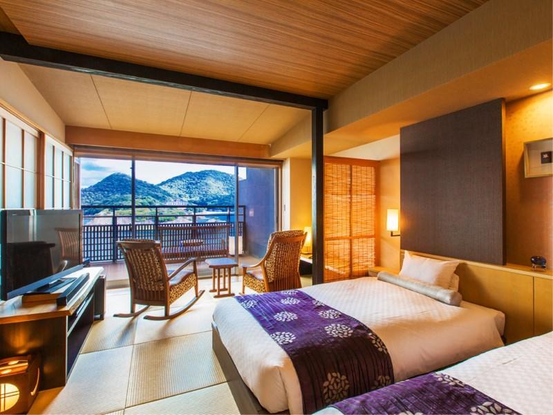 Migiwatei Ochi Kochi Hotel Tomo Екстериор снимка